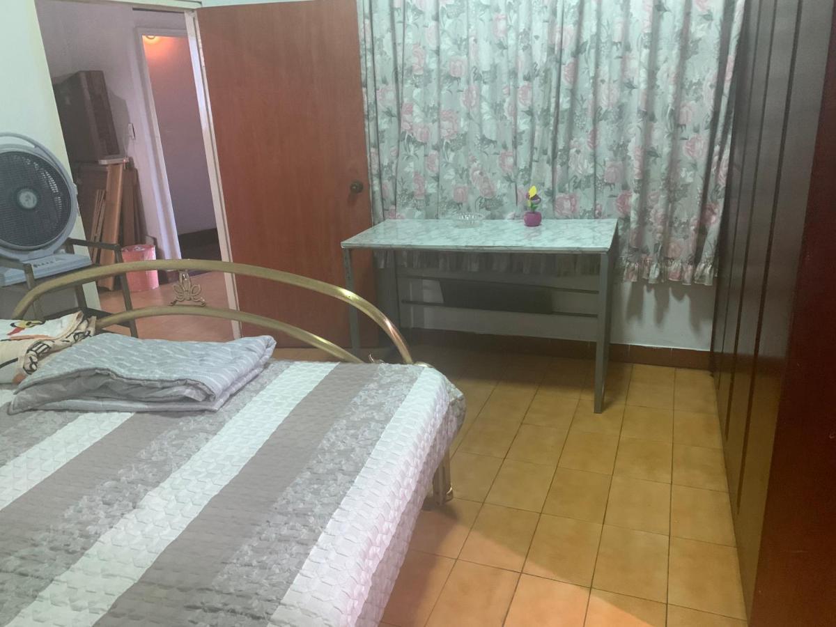 淡水老街歡樂便利民宿 Даньшуй Екстер'єр фото